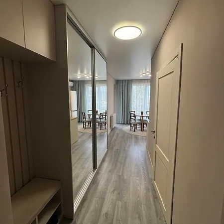 Center Premium